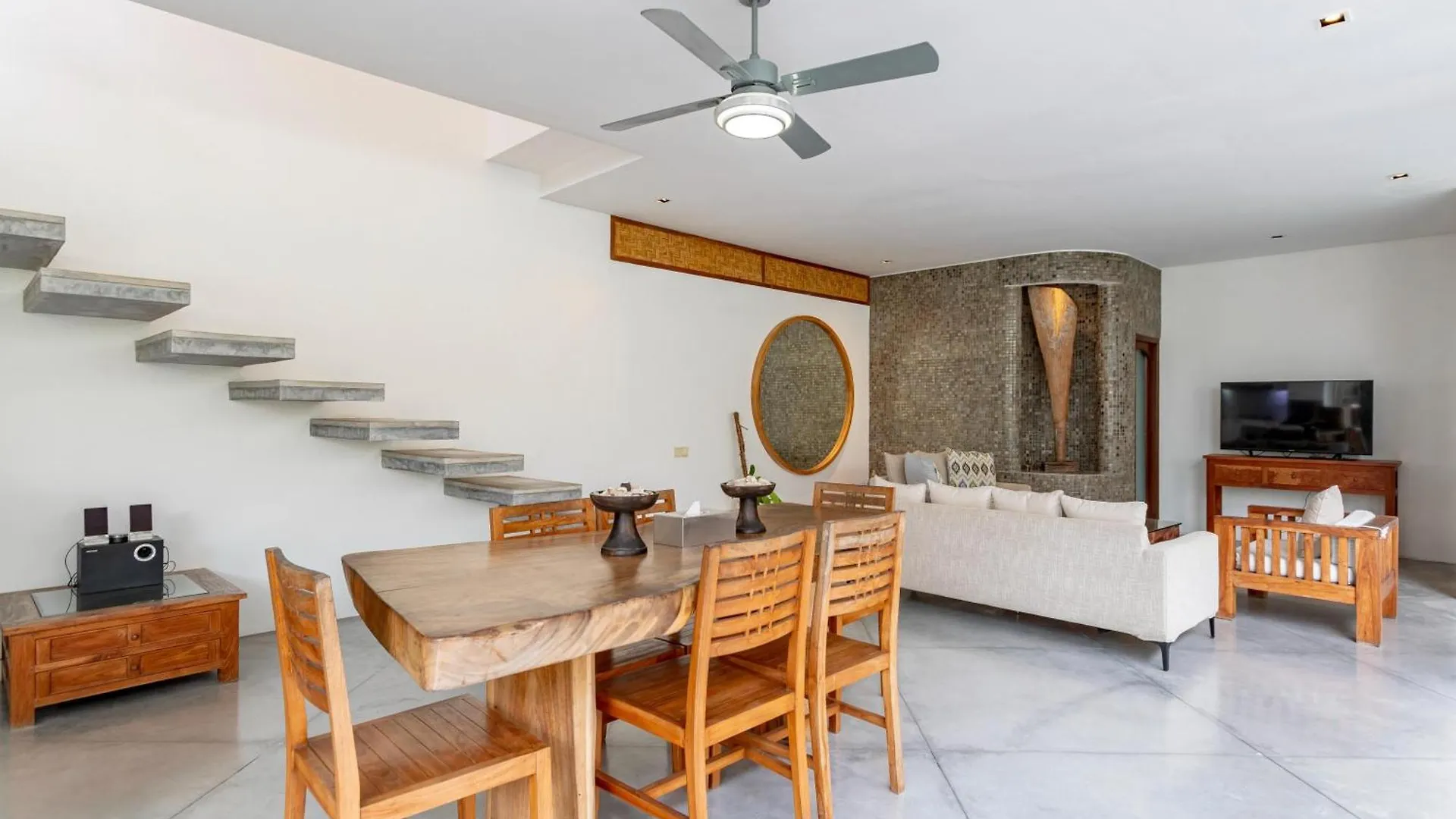 Villa Ace - Modern 2Br Villa In Seminyak With Spacious Bedrooms, Bathtub & Private Pool 0*, Seminyak (Bali) Indonesia