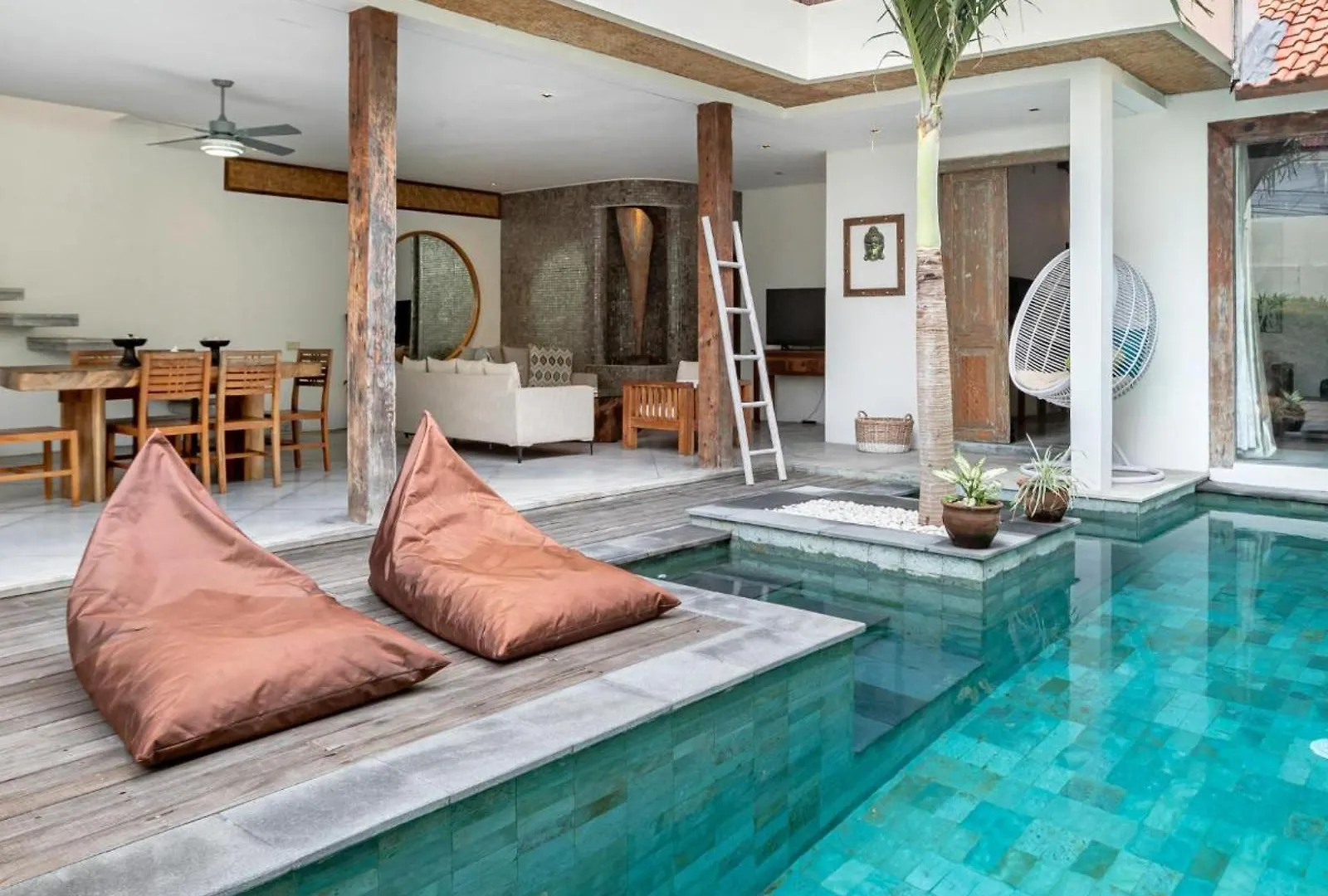 Villa Ace - Modern 2Br Villa In Seminyak With Spacious Bedrooms, Bathtub & Private Pool Seminyak (Bali)