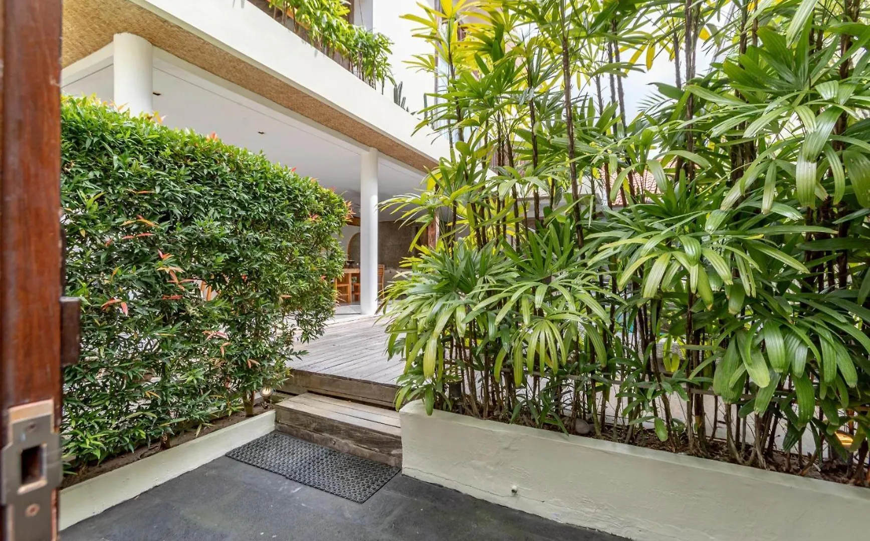Villa Ace - Modern 2Br Villa In Seminyak With Spacious Bedrooms, Bathtub & Private Pool
