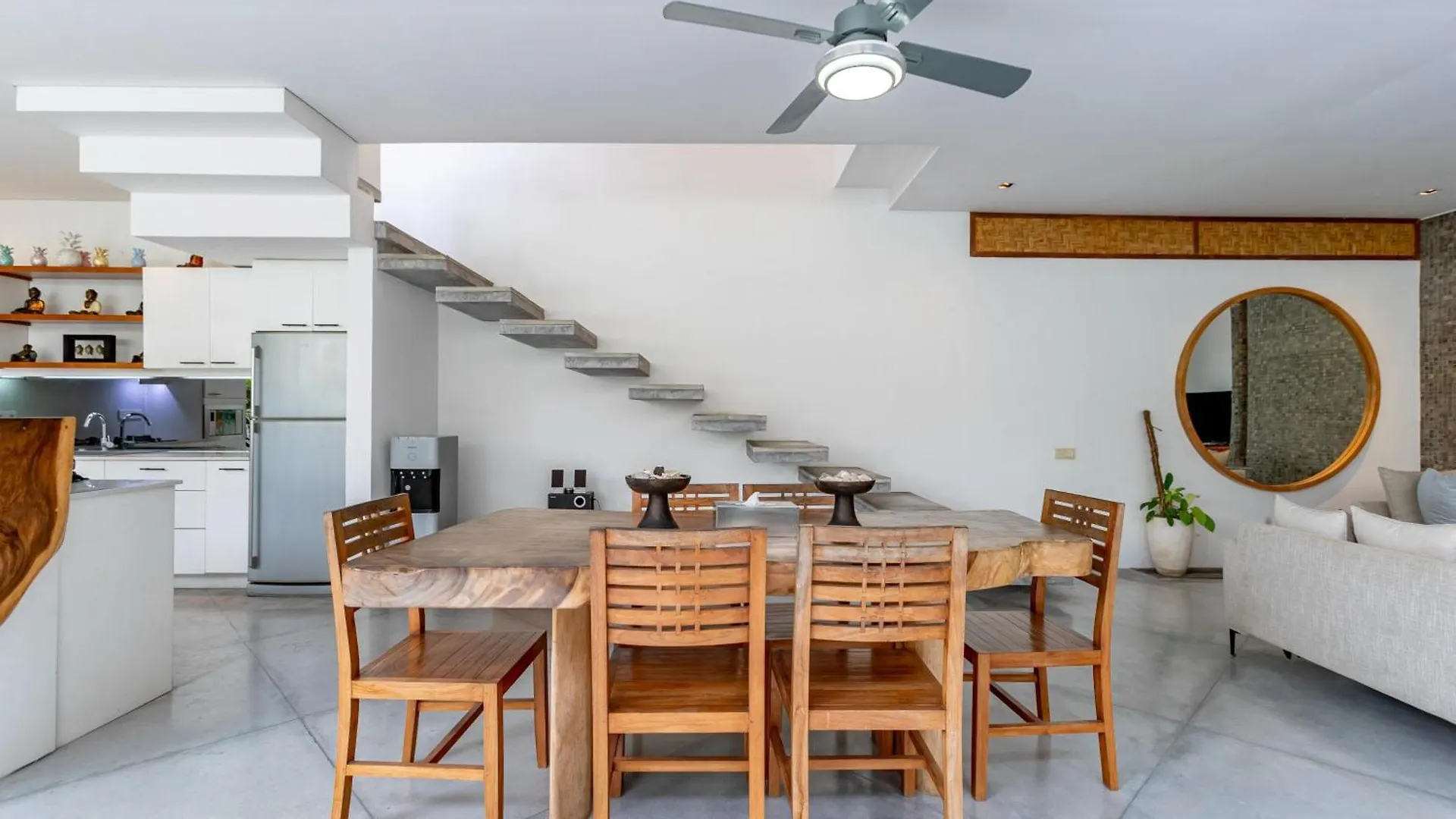 Villa Ace - Modern 2Br Villa In Seminyak With Spacious Bedrooms, Bathtub & Private Pool  Seminyak (Bali)