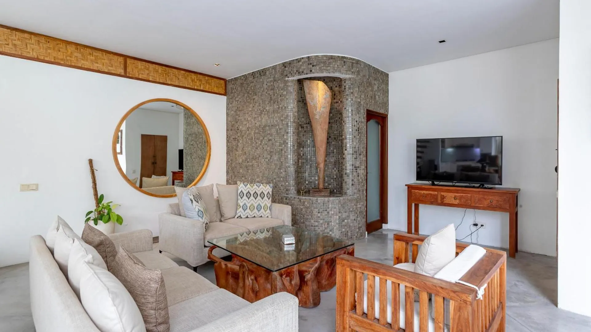 Villa Ace - Modern 2Br Villa In Seminyak With Spacious Bedrooms, Bathtub & Private Pool 0*, Seminyak (Bali) Indonesia