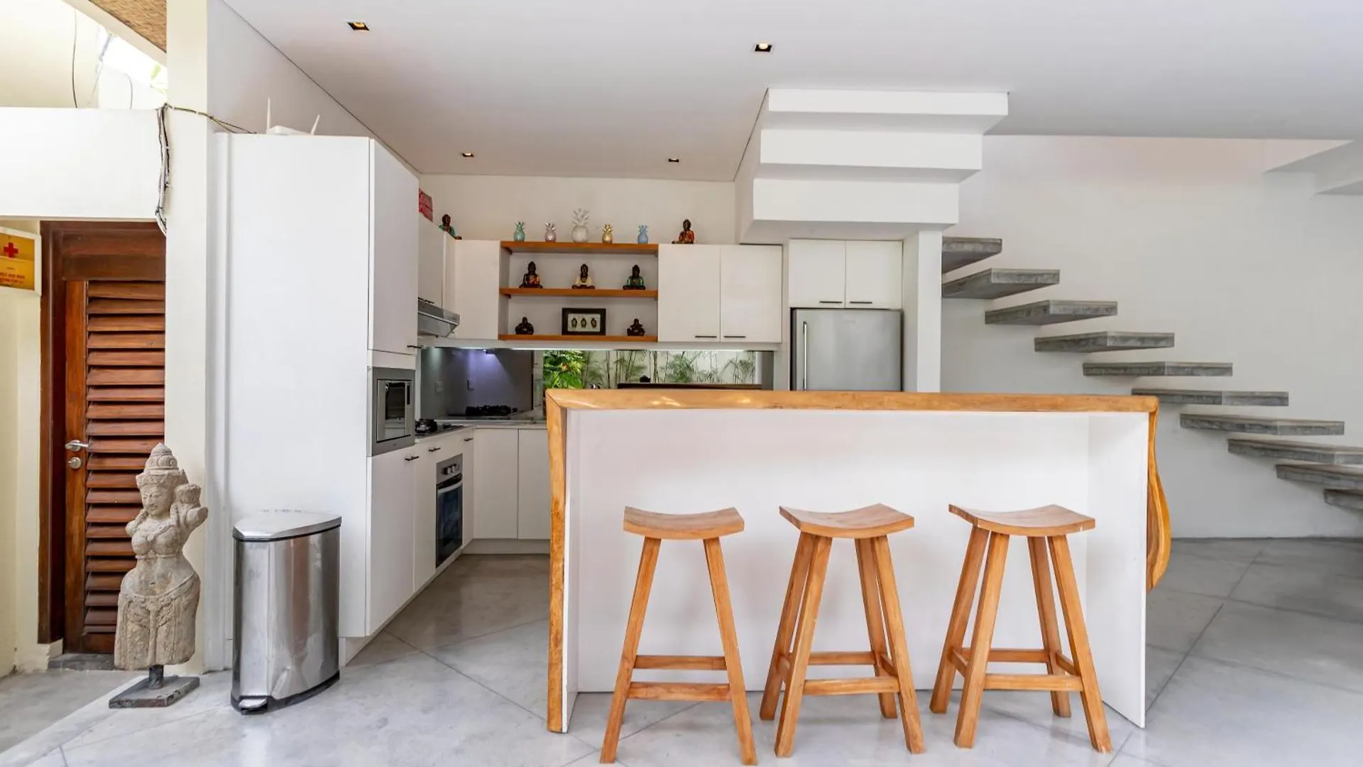 Villa Ace - Modern 2Br Villa In Seminyak With Spacious Bedrooms, Bathtub & Private Pool